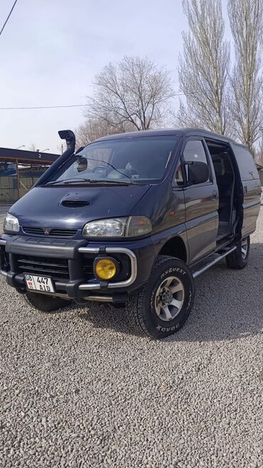 Mitsubishi: Mitsubishi Delica: 1994 г., 2.9 л, Автомат, Дизель, Минивэн