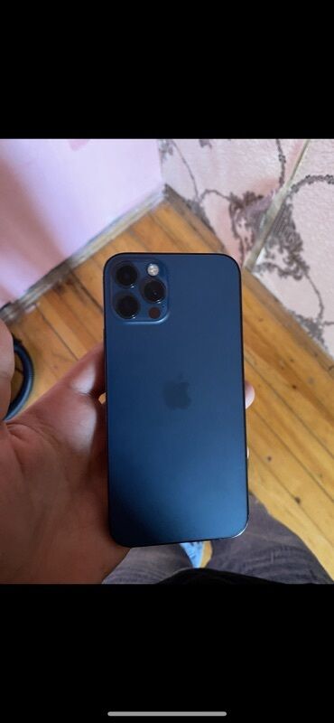 iphone es5: IPhone 12 Pro, 256 GB, Pacific Blue, Barmaq izi, Face ID