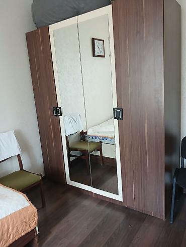 Ev üçün mebel: Şkaf Satılır Ezik Siniq Yeri Qeti Yoxdu — 1