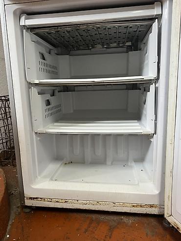 Техника жана электроника: Холодильник Beko, двухкамерный, серебристый (серый металлик), с нижней — 3