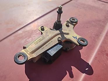 Auto delovi: Motor zadnjeg brisaca Lada 112. Polovno, ocuvano. Skinuto sa — 3