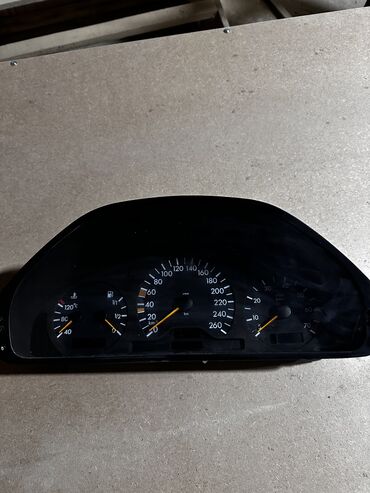 toyota runx бишкек: Приборлор калканы Mercedes-Benz 1996 г., Колдонулган, Оригинал, Германия