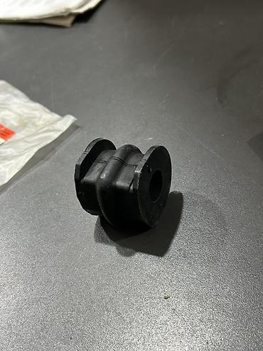 stabilizator 12v: 154613-1HA0A (Stabilizator rezini) Alternativlər: * 54613-AX600 * — 3