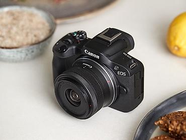 Canon R50 + объектив Canon RF 50 mm, 1,8 Камера и объектив в идеальном