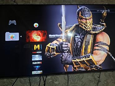 кастомная: PlayStation 3 Slim с кастомным оформлением в стиле Spider‑Man — 3