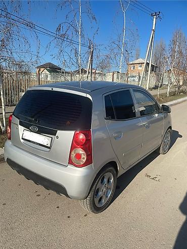 Kia: Kia Morning: 2010 г., 1 л, Бензин — 6