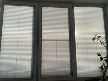 Barmaqlıqlar: Plicell markali jaluz, ses vermir 6 ay istifade olunub cox gozel