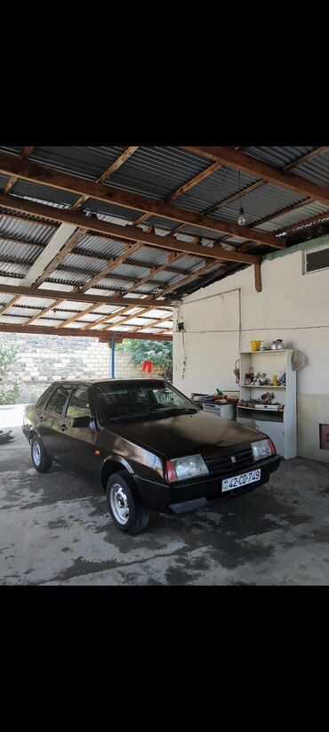 VAZ (LADA): VAZ (LADA) 21099: 1.5 l | 1997 il 3771 km Sedan — 2