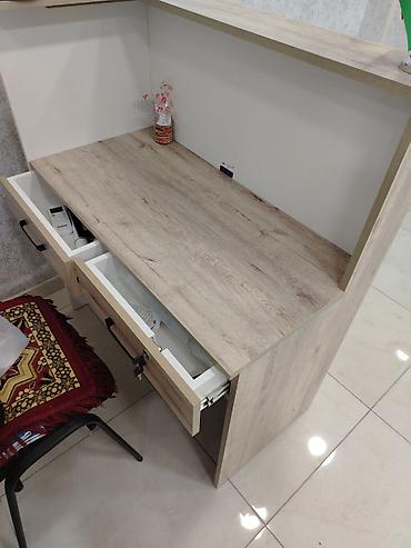 ofis əşyaları: Resepsion masası / qarşılayıcı stend - Dizayn: Açıq palıd teksturalı — 2