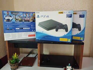 PS4 (Sony Playstation 4): Salam, 3 edet tep teze satilir hamsini alana endirim olacaq!
