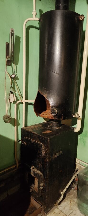 котёл в баню: Печь отопления, электричество уголь, можно поставить газ