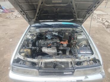 Mazda: Mazda 626: 1989 г., 2.2 л, Механика, Бензин, Седан — 11