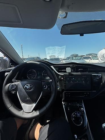 corola: Toyota Corolla: 2019 г., 1.8 л, Вариатор, Гибрид, Седан — 7