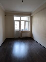 Uzunmüddətli kirayə mənzillər: Yasamal Mida Yasayis Kompleksinde 9/3 mertebesinde 3 otagli Bos menzil — 4