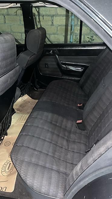 mercedes 2 2 liter diesel: Mercedes-Benz 190 (W201): 0.2 l | 1993 il Sedan — 10