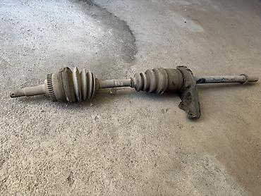 Автозапчасти: Передний карданный вал Nissan 1998 г., Б/у, Оригинал, Япония — 1