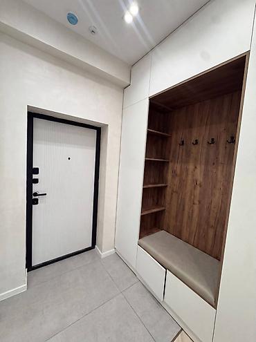 2022: 3 комнаты, 90 м², Асанбай мкр Элитка, 7 этаж, Евроремонт — 1