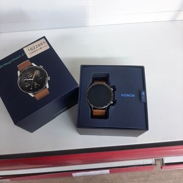 honor часы: Продаётся сматр цасы. Цена 9000 сом