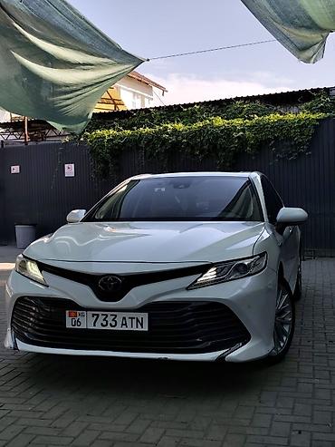 ls 400: Toyota Camry: 2018 г., 2.5 л, Автомат, Гибрид, Седан — 7