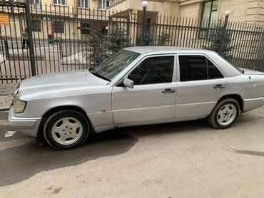 Mercedes-Benz: Mercedes-Benz W124: 1990 г., 2.3 л, Механика, Дизель, Хэтчбэк