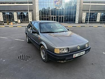 Volkswagen: Volkswagen Passat: 1991 г., Бензин — 2