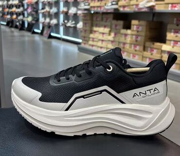 Жеке буюмдар: Эркектердин кроссовкасы, 40.5, Anta, Жаңы, түсү - Ак, Өзү алып кетүү, Акылуу жеткирүү