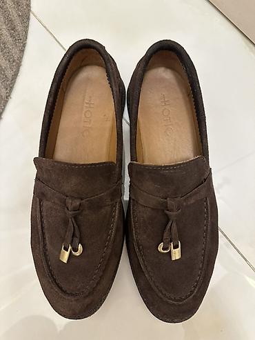 meta eynək: Məhsul: Hotiç brendi qadın loafers - Material: yumşaq təbii süet — 2