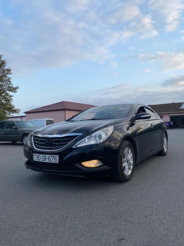 Hyundai: Hyundai Sonata: 2 l | 2010 il Sedan — 3