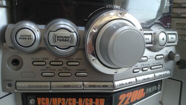 Musiqi mərkəzləri: JVC 2 Basovikli Kalonkası var 
Güclü Səs Effektinə malikdi — 4