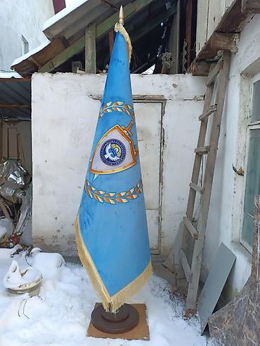 Картины: Герб КР: 50х50- 3000с — 19