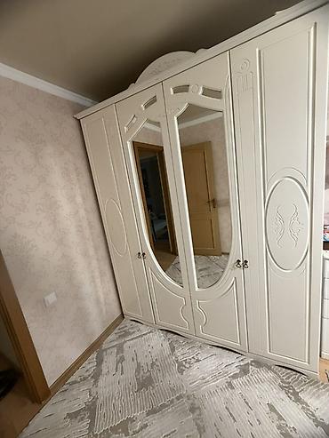 casa bella: Спальный гарнитур в классическом стиле, цвет айвори.б/у Состав: - — 4