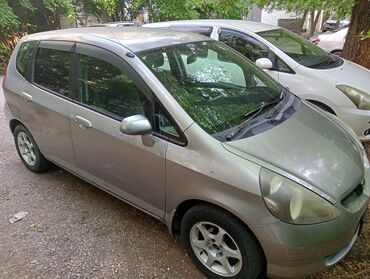 хонда сивик леви руль автамат хежибек серебристый: Honda Fit: 2004 г., 1.3 л, Вариатор, Бензин, Хэтчбэк