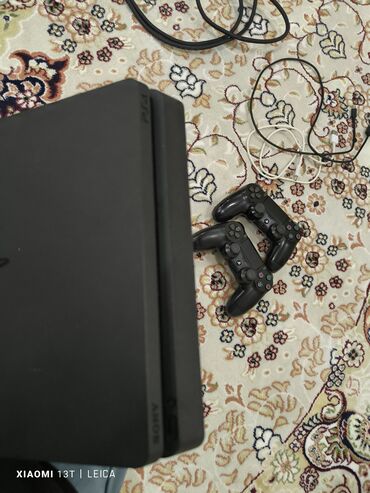playstation 4 qiymeti irshad: PS4 1tb 2 Eded orjinal pult hdmı kabel güc kabeli içerisinde online 5