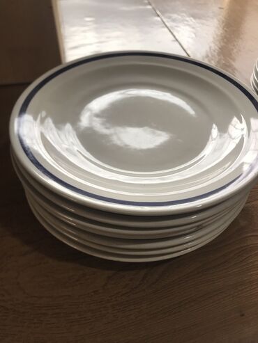 меняю с моей доплатой: Актуально!! Меняю новые тарелки ссср диаметр 22 см удобно для плова
