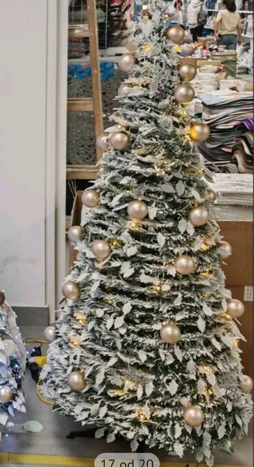 Praznična dekoracija: Jelka, Novo — 17