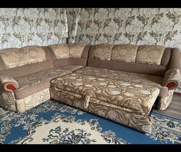 выкуп мебели: Диван-кровать, цвет - Бежевый, Б/у