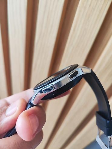 samsung tab e: ​Orijinal Samsung Galaxy Watch 46mm smart saatdır.Tam işləkdir — 4