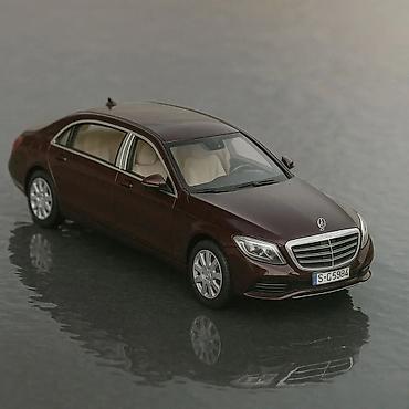 autima: Mercedes-maybach s-class bordeaux luksuzni model limuzine — 1