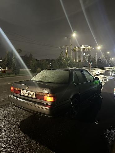 колотки: Honda Accord: 1990 г., 2 л, Механика, Бензин, Седан — 3