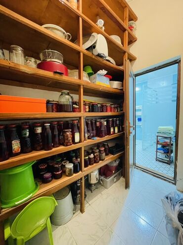 Həyət evləri və villaların satışı: 7 otaqlı, 150 kv. m — 10