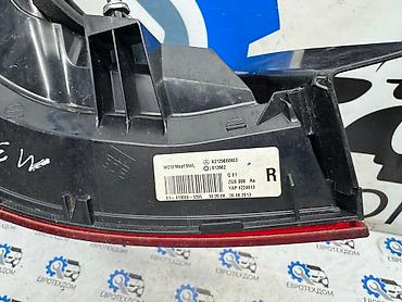 Стоп-сигналы: Задний правый стоп-сигнал Mercedes-Benz 2013 г., Б/у, Оригинал, Германия — 9