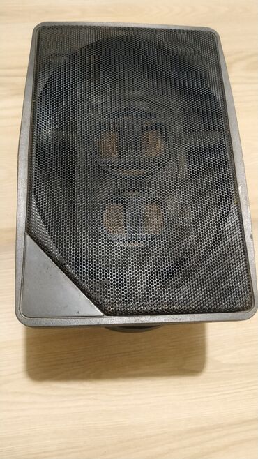 Динамики для авто: 2 шт. 
цена за пару — 2