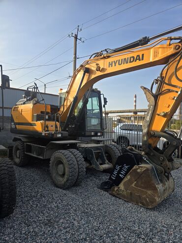 домик на колесиках: Экскаватор, Hyundai, 2019 г., Колесный