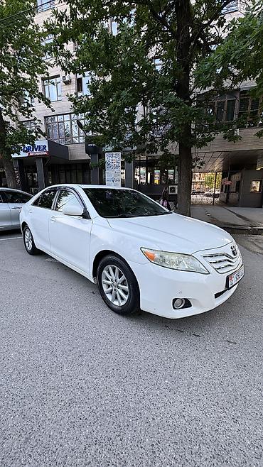 Toyota Camry: 2011 г., 2.5 л, Автомат, Бензин, Седан at lalafo.kg Toyota Camry: 2011 г., 2.5 л, Автомат, Бензин, Седан