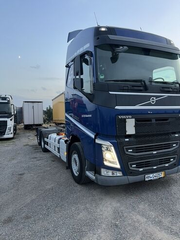 диск на машину: Сүйрөгүч, Volvo, Прицепсиз