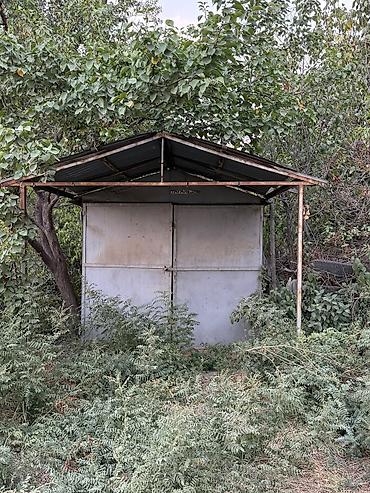 Эмерек: Металлический гараж/хозблок с навесом - Материал: стальные — 1
