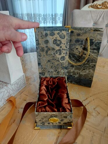 Ətriyyat: Gözəl və keyfiyyətli hədiyyəlik ətir qutuları. Əl İŞLƏRİDİ. Özümüz -da lalafo.az — 18 Ətriyyat: Gözəl və keyfiyyətli hədiyyəlik ətir qutuları. Əl İŞLƏRİDİ. Özümüz — 18