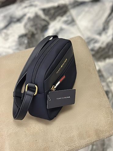 брелок tomahawk: Сумка через плечо Tommy Hilfiger - Цвет: темно‑синий (navy) с — 3