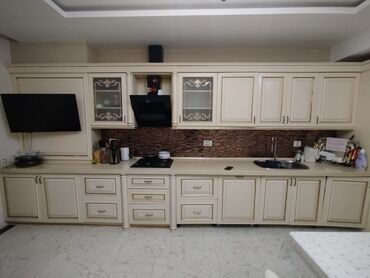 Sifarişlə mebel: Membran metbex mebeli satilir 1100azn📍Temiz masin boyasidi.Uzeri