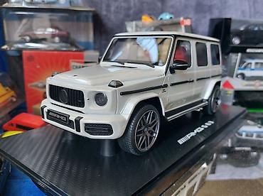 Avtomobil modelləri: Коллекционная модель Mercedes-Benz G63 W463 white 2019 GT Spirit — 8